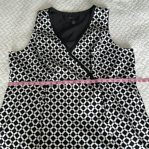 Lane Bryant Women’s Faux Wrap Dress Cotton Sleeveless Black White Geometric 24 - Picture 7 of 12
